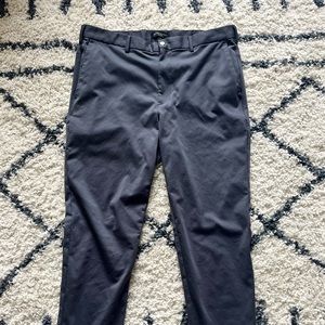 BANANA REPUBLIC TECH PANTS - 36x32